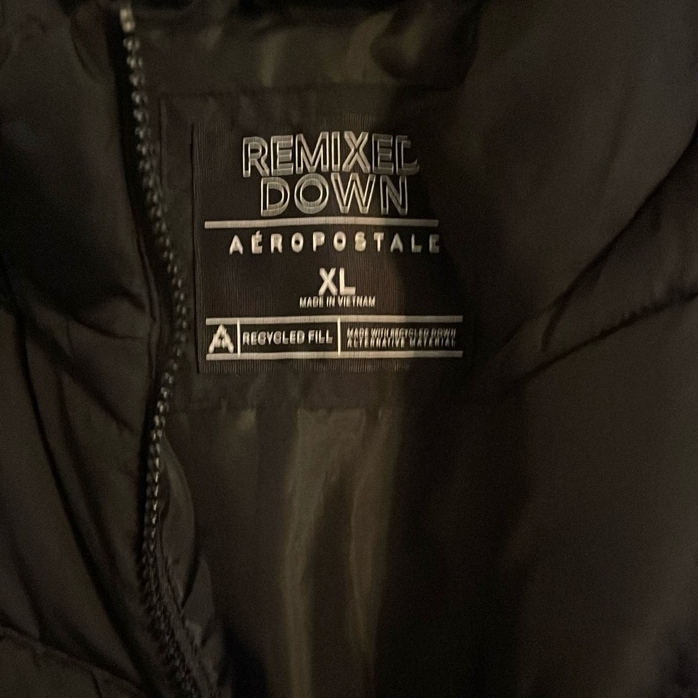 REMIXED DOWN AEROPOSTALE PUFF VEST - Picture 2 of 3